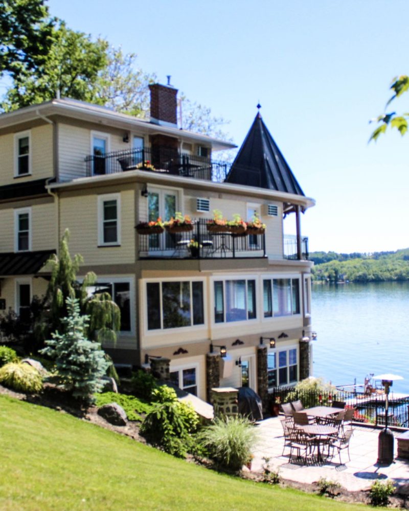 the steamboat castle, finger lakes new york