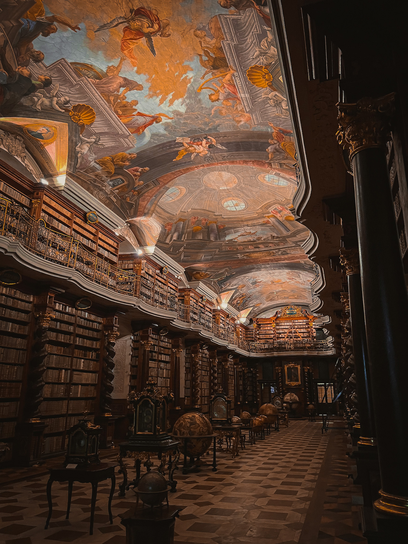 baroque library prague
