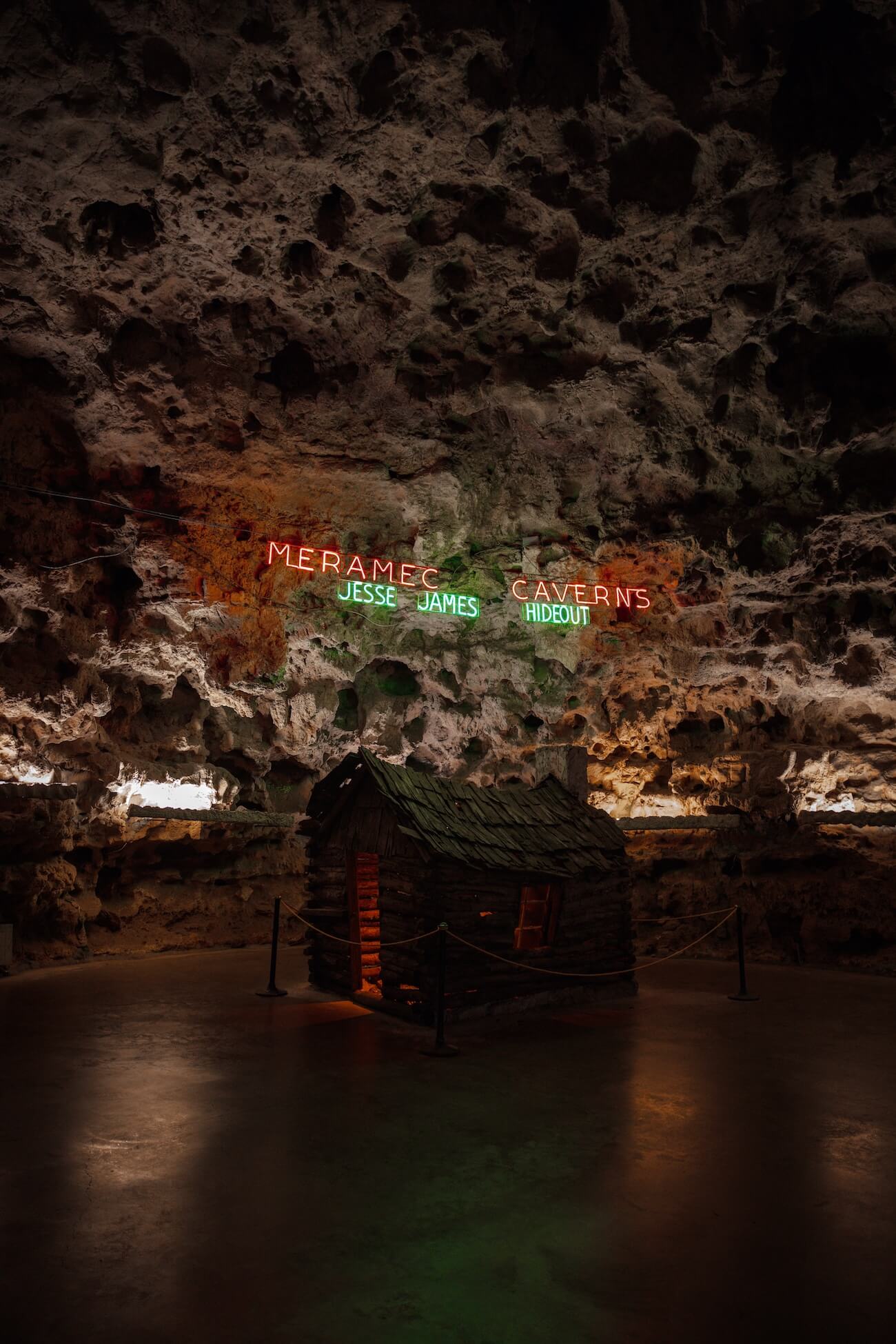 Meramec Caverns, Missouri